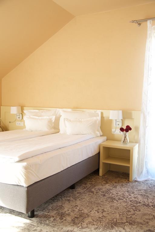 Sarea-N Bucate Hotel Турда Екстериор снимка