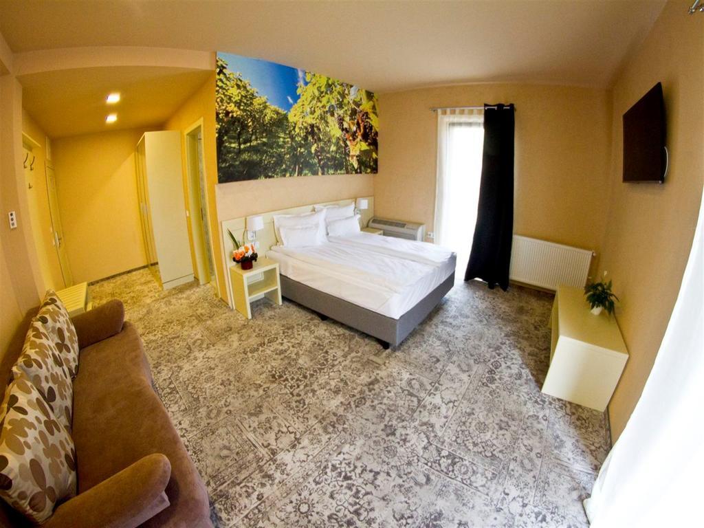 Sarea-N Bucate Hotel Турда Екстериор снимка